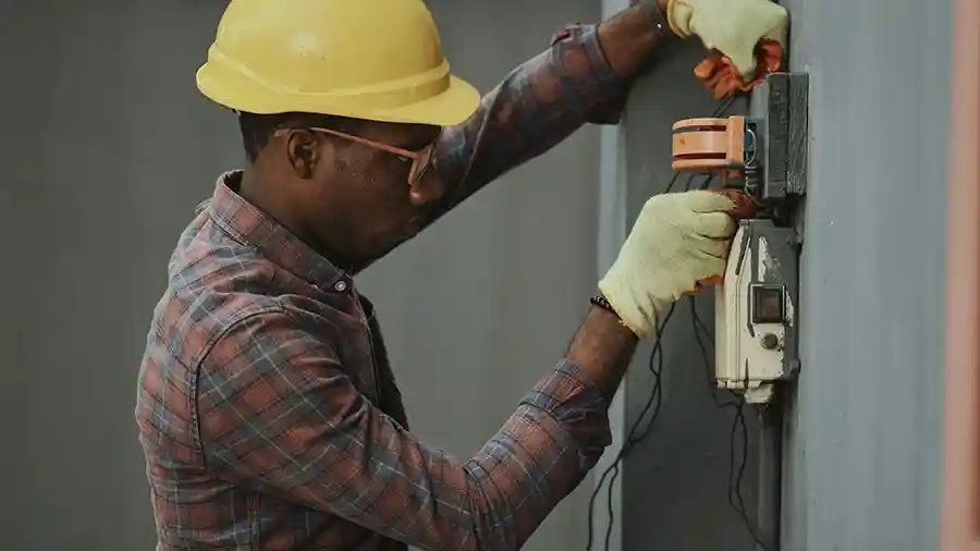 Maintenance air conditioning service